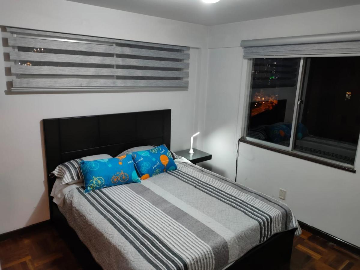 Apartment Centrico, Privado, Iluminado, Soleado, Av Arce La Paz